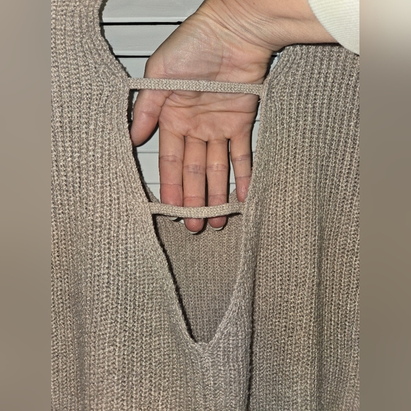 SHEIN Women's L Front Twist V-neck Sweater - Picture 9 of 12